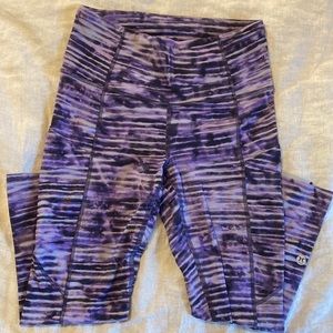 Lululemon crop leggings with pockets